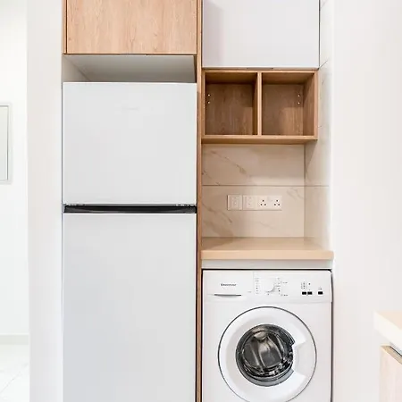 Apartament Adolina One Bedroom 102 By Ezoria *