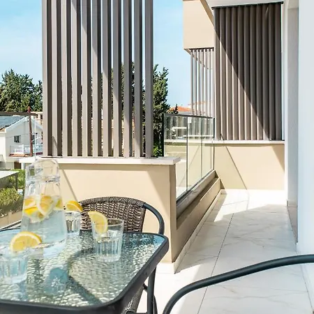 Adolina One Bedroom 102 By Ezoria Appartamento Paphos