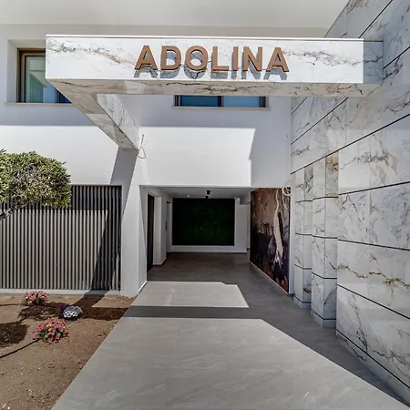 Adolina One Bedroom 102 By Ezoria Lägenhet